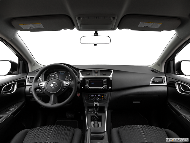 2018 Nissan Sentra | Centered wide dash shot