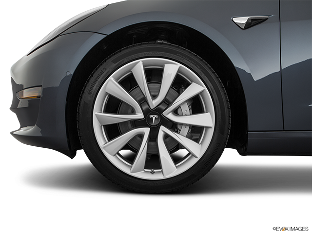 2017 Tesla Model 3 | Front Drivers side wheel at profile