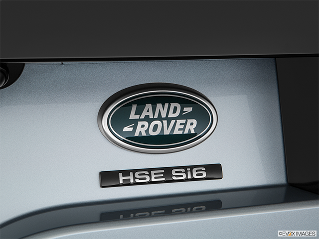 2018 Land Rover Discovery | Rear manufacturer badge/emblem