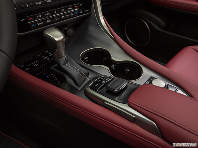 2018 Lexus RX 450h | Gear shifter/center console