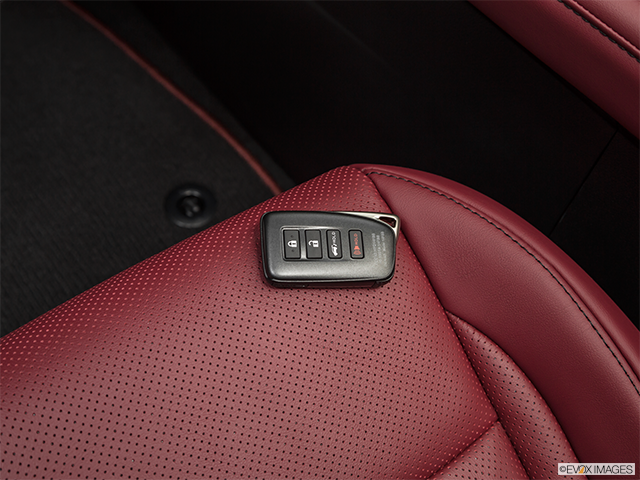 2018 Lexus RX 450h | Key fob on driver’s seat