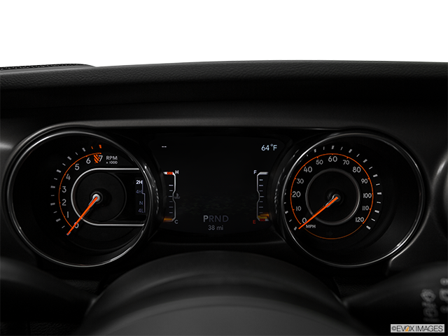 2018 Jeep All-New Wrangler Unlimited | Speedometer/tachometer