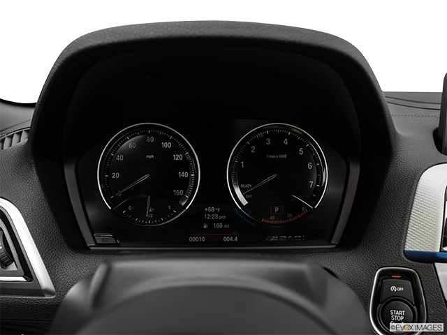 2018 BMW 2 Series | Speedometer/tachometer