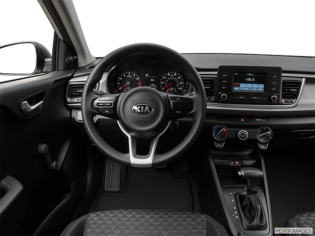 2018 Kia Rio 5-Door | Steering wheel/Center Console