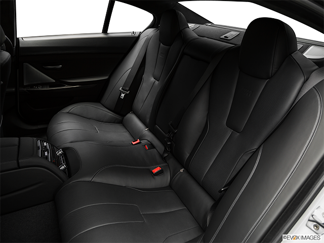 2018 BMW 6 Series | Rear seats from Drivers Side