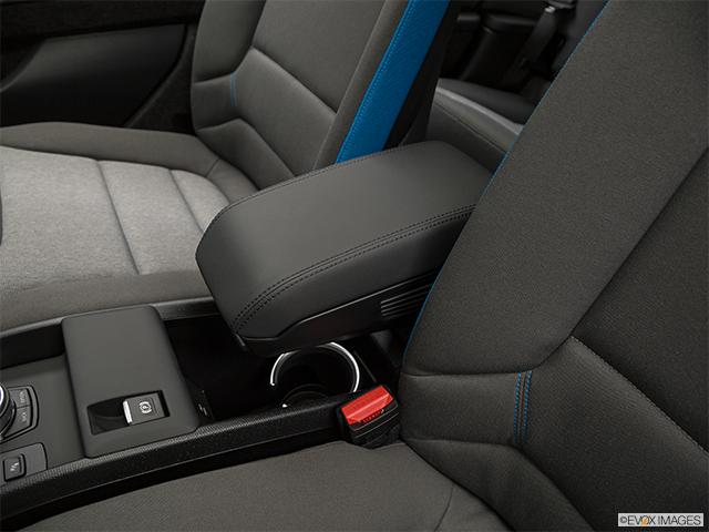 2018 BMW i3 | Front center console with closed lid, from driver’s side looking down