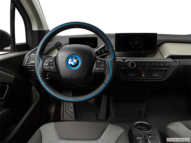 2018 BMW i3 | Steering wheel/Center Console