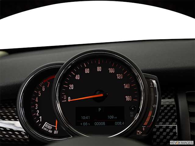 2018 MINI Cooper | Speedometer/tachometer
