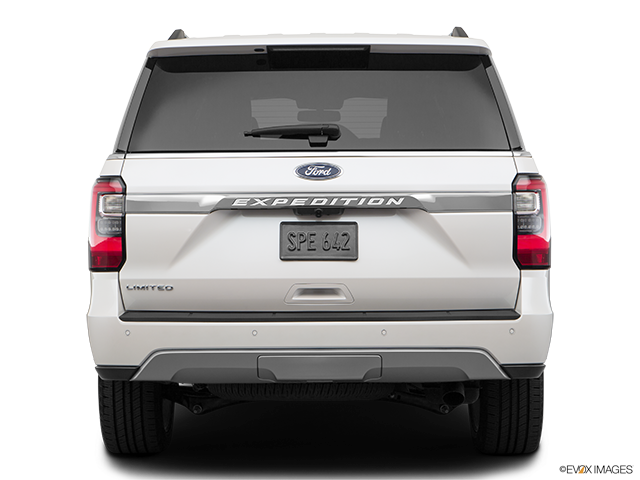 2018 Ford Expedition | Low/wide rear