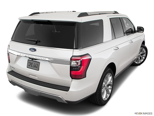 2018 Ford Expedition | Rear 3/4 angle view