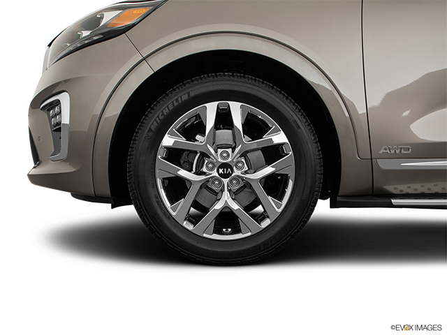 2019 Kia Sorento | Front Drivers side wheel at profile