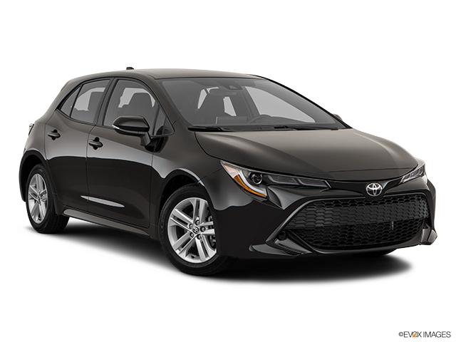2019 Toyota Corolla Hatchback | Front passenger 3/4 w/ wheels turned