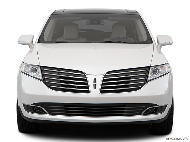 2019 Lincoln MKT | Low/wide front