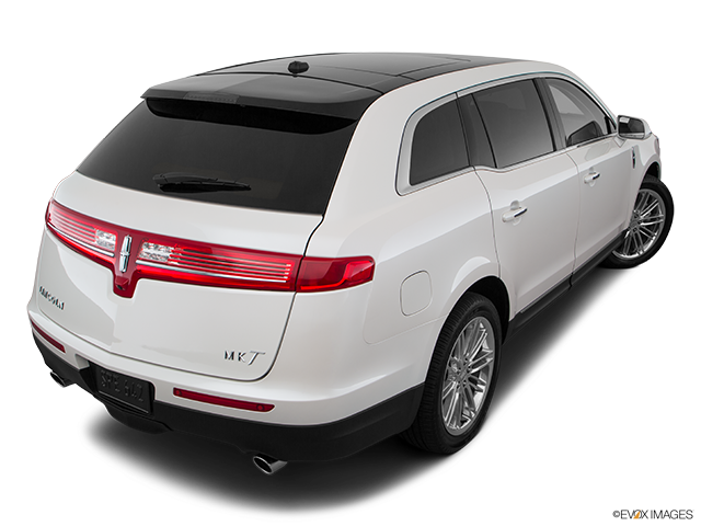 2019 Lincoln MKT | Rear 3/4 angle view