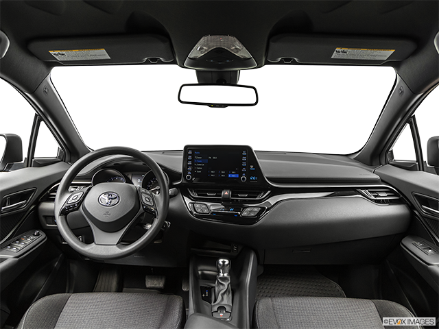 2019 Toyota C-HR | Centered wide dash shot