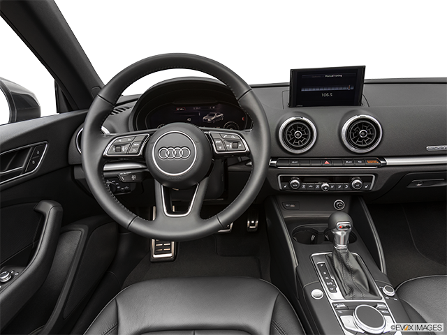 2018 Audi A3 | Steering wheel/Center Console