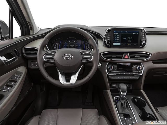 2019 Hyundai Santa Fe | Steering wheel/Center Console