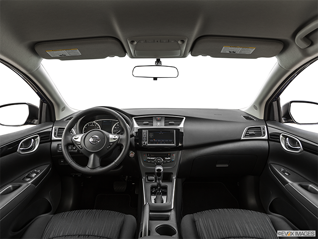 2019 Nissan Sentra | Centered wide dash shot