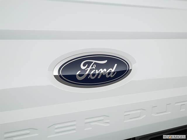 2019 Ford F-250 Super Duty | Rear manufacturer badge/emblem
