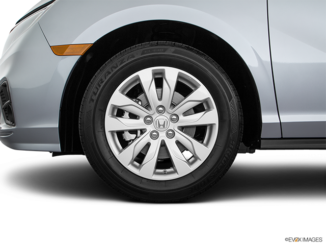 2019 Honda Odyssey | Front Drivers side wheel at profile