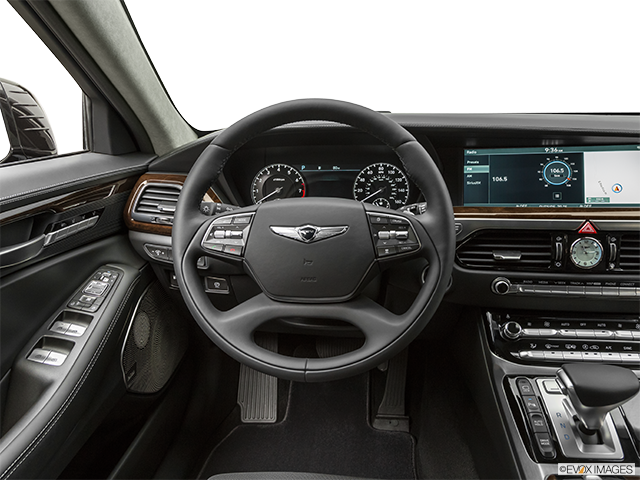 2018 Genesis G90 | Steering wheel/Center Console