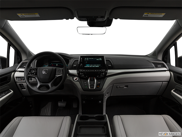 2019 Honda Odyssey | Centered wide dash shot