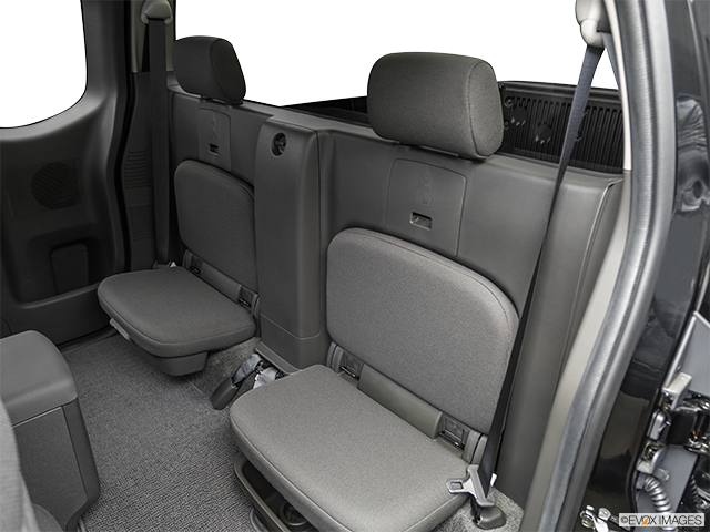 2018 Nissan Frontier S King Cab 5AT: Price, Review, Photos (Canada ...