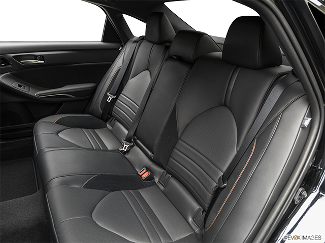 2019 Toyota Avalon | Rear seats from Drivers Side