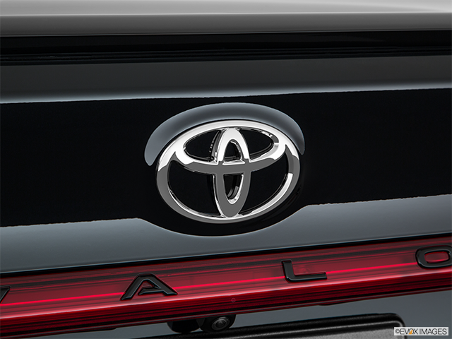 2019 Toyota Avalon | Rear manufacturer badge/emblem
