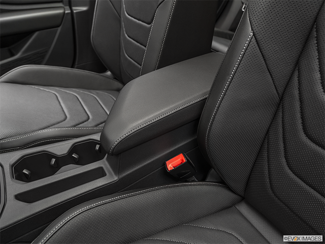 2019 Volkswagen Jetta | Front center console with closed lid, from driver’s side looking down