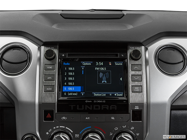 2018 Toyota Tundra | Closeup of radio head unit