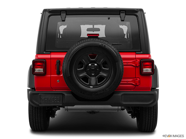2018 Jeep All-New Wrangler | Low/wide rear