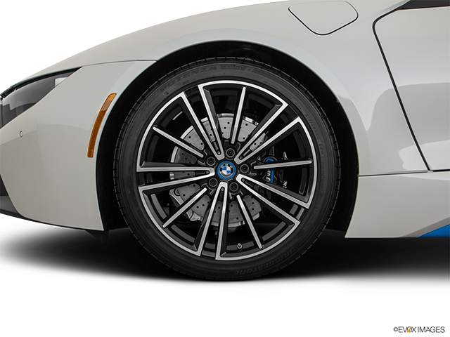 2019 BMW i8 | Front Drivers side wheel at profile