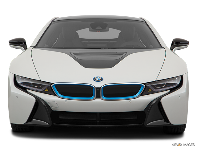 2019 BMW i8 | Low/wide front