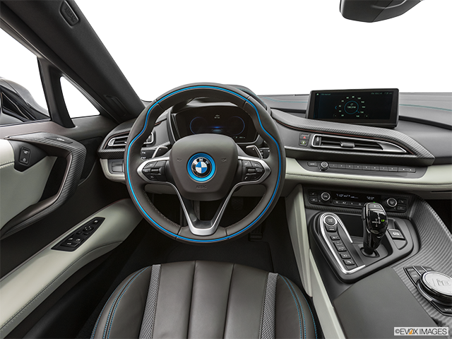 2019 BMW i8 | Steering wheel/Center Console