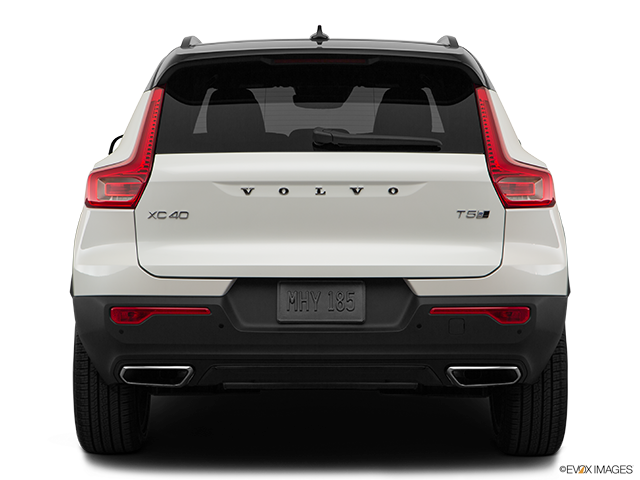 2019 Volvo XC40 | Low/wide rear