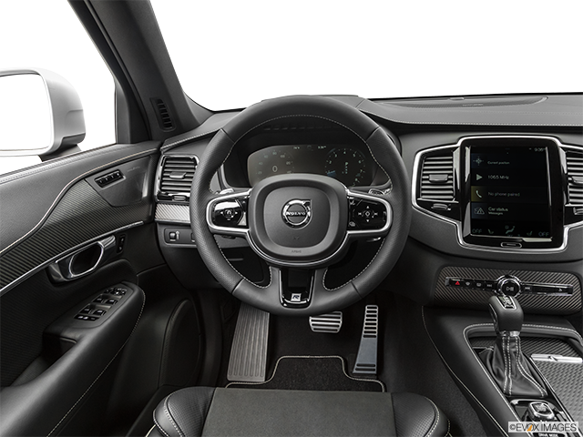 2019 Volvo XC90 | Steering wheel/Center Console