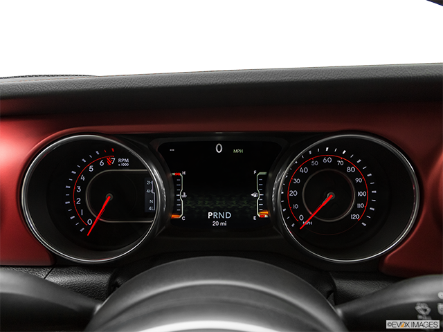 2018 Jeep All-New Wrangler | Speedometer/tachometer