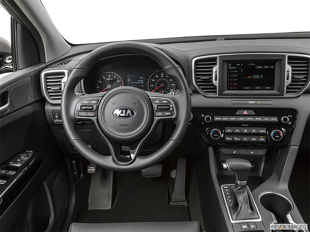 2019 Kia Sportage | Steering wheel/Center Console