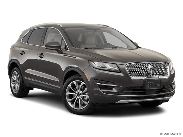 2019 Lincoln MKC | Front passenger 3/4 w/ wheels turned