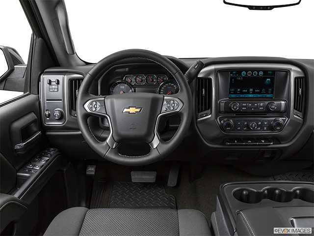 2019 Chevrolet Silverado 2500HD | Steering wheel/Center Console