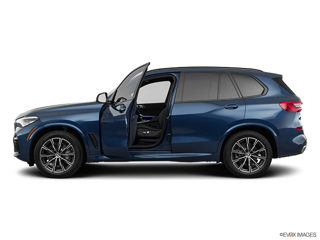 2019 BMW X5 | Driver's side profile with drivers side door open