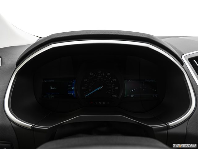 2019 Ford Edge | Speedometer/tachometer