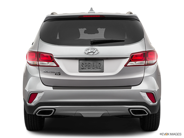 2019 Hyundai Santa Fe XL | Low/wide rear