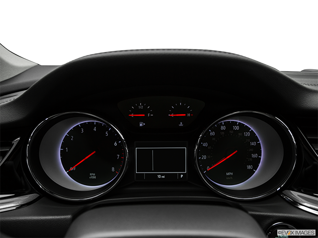 2020 Buick Regal Sportback | Speedometer/tachometer