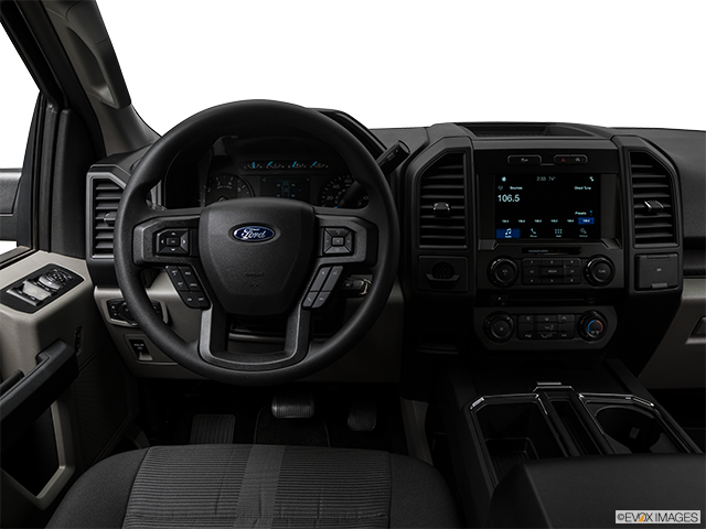 2019 Ford F-150 | Steering wheel/Center Console