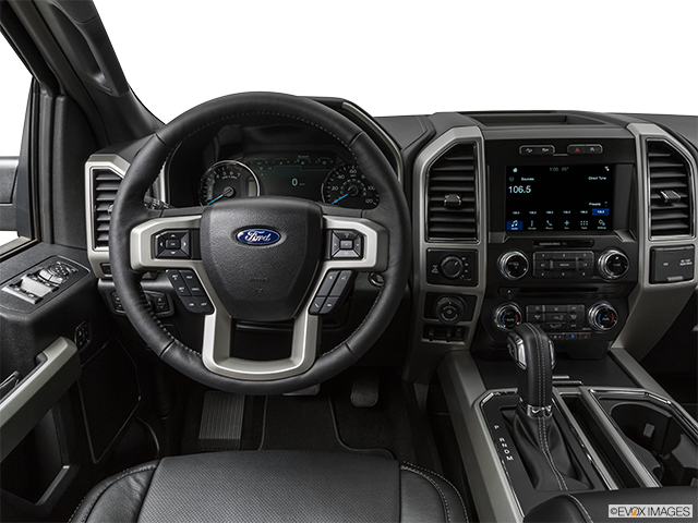 2019 Ford F-150 Raptor | Steering wheel/Center Console