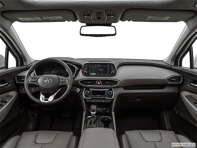 2019 Hyundai Santa Fe | Centered wide dash shot