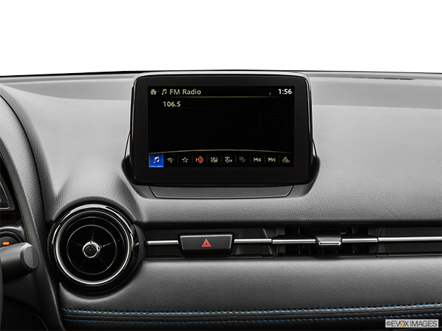 2019 Toyota Yaris Hatchback | Closeup of radio head unit