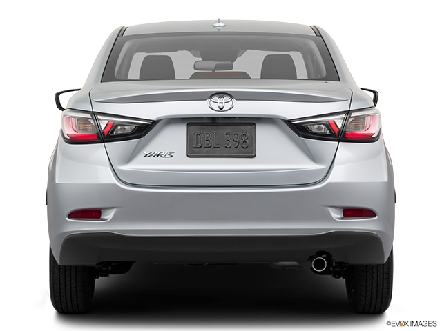 2019 Toyota Yaris Hatchback | Low/wide rear